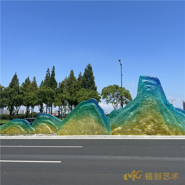 户外透光不透明群山项目 透明树脂雕塑